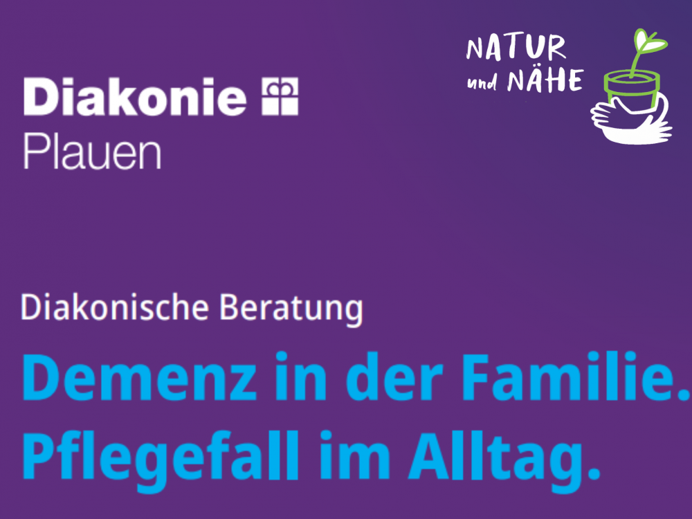 Gruppenbild dreier Personen mit Dirndl und bayrischer Tracht